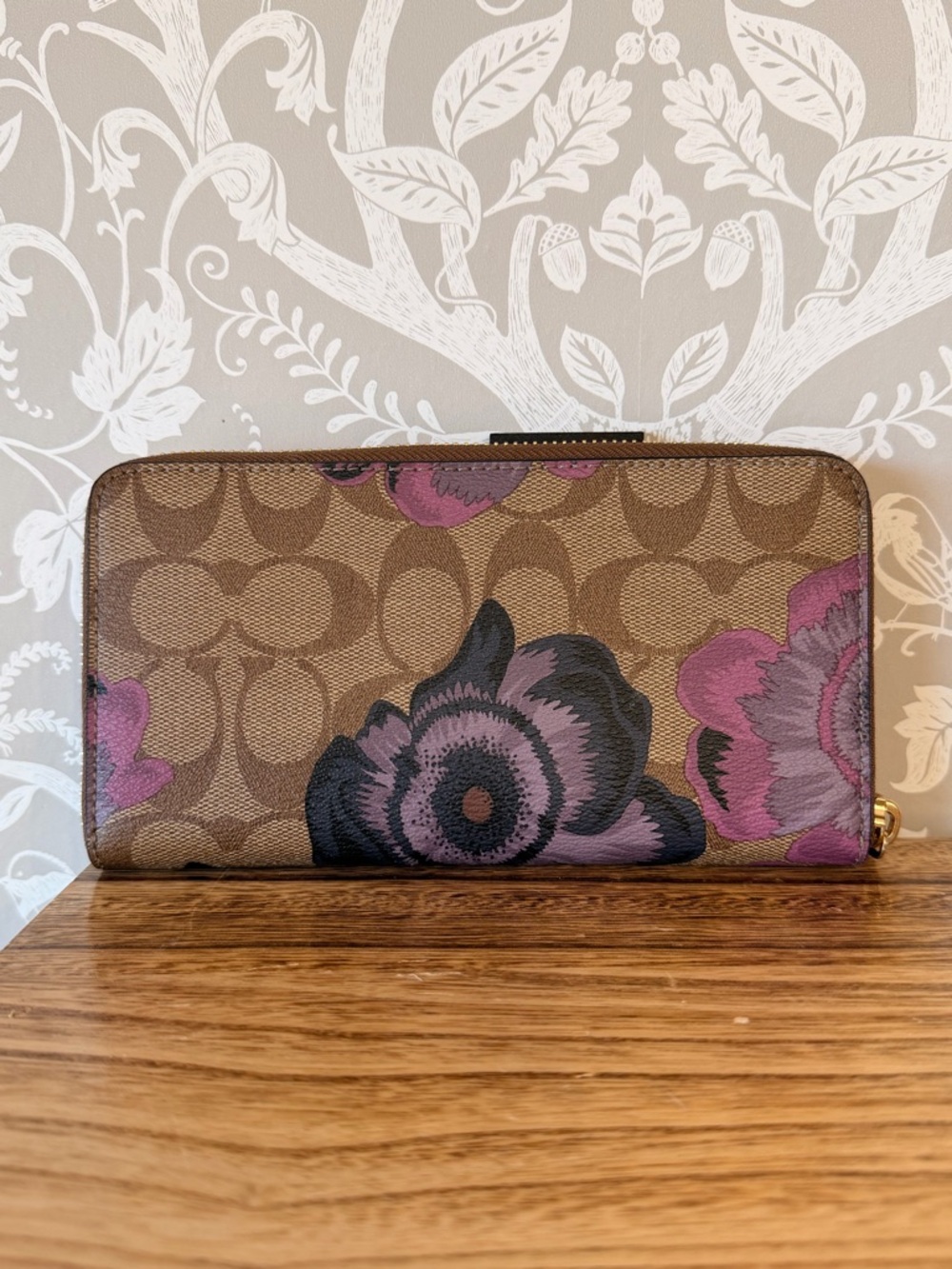 Coach x Kaffe Fassett Limited Edition Floral Retail Wallet 6657 IM/Khaki Purple - Picture 3 of 17